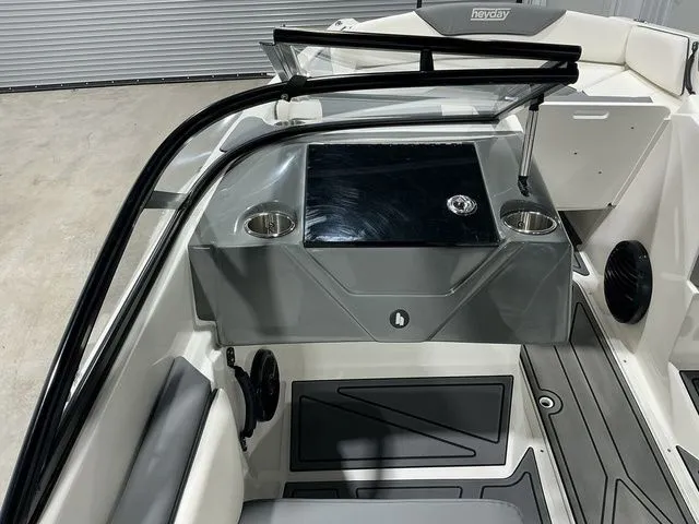 Slide: The Image of Heyday Wake Boats WTSurf 2022 - 7