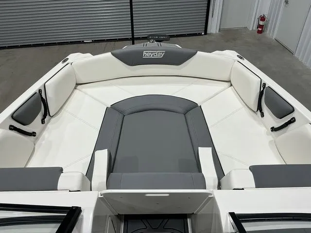 Slide: The Image of Heyday Wake Boats WTSurf 2022 - 8