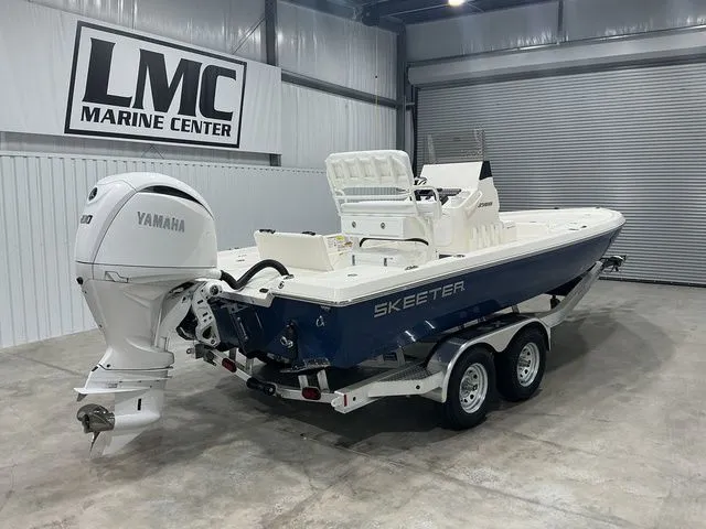 Slide: The Image of Skeeter SX221 2026 - 7