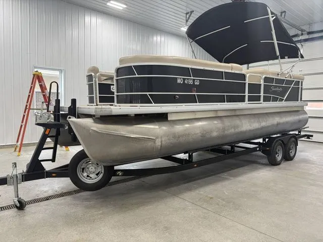 Slide: The Image of Godfrey Sweetwater Series 2486 2016 - 7