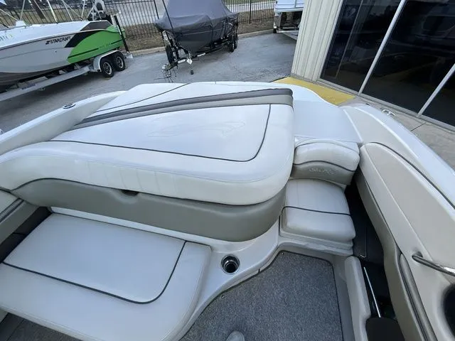 Slide: The Image of Sea Ray 220 Select 2005 - 12