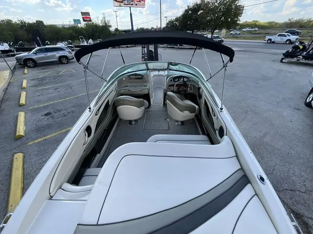 Slide: The Image of Sea Ray 220 Select 2005 - 5