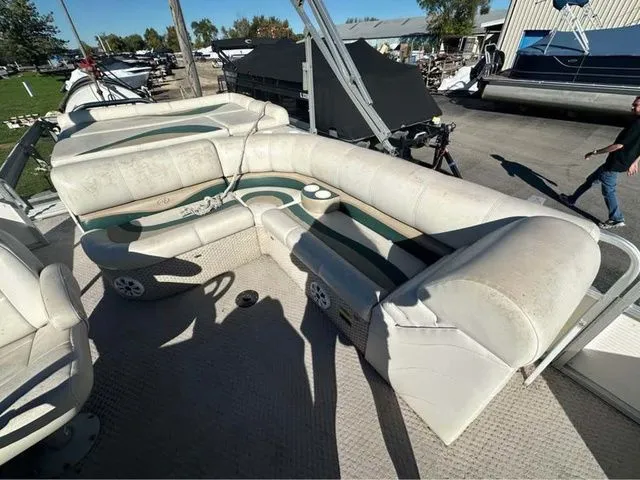 Slide: The Image of Avalon 22 WINDJAMMER 2010 - 6