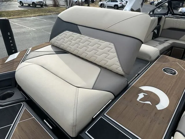 Slide: The Image of Centurion Ri245 2026 - 21