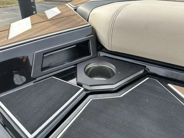 Slide: The Image of Centurion Ri245 2026 - 29