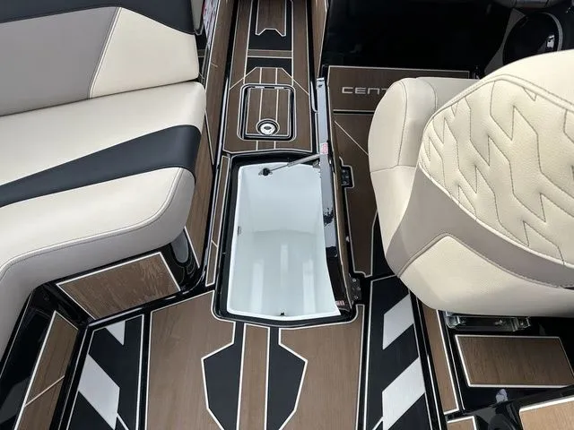 Slide: The Image of Centurion Ri245 2026 - 46