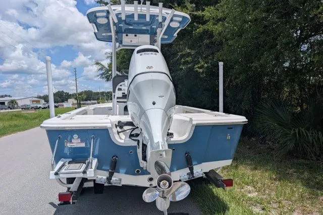 Slide: The Image of Sea Pro 210 DLX BAY 2026 - 8