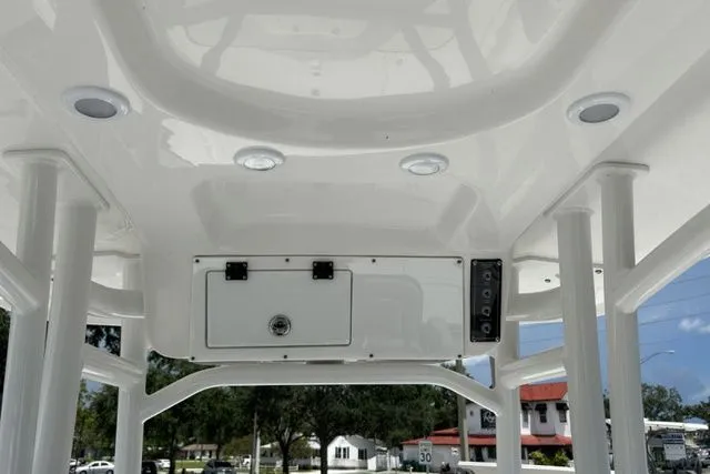 Slide: The Image of Sea Pro 230 DLX BAY 2025 - 6