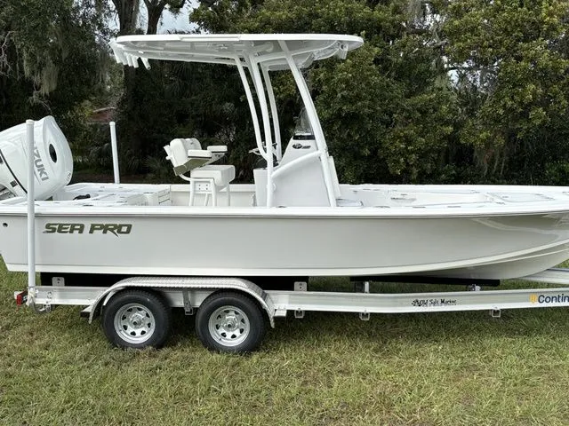 Slide: The Image of Sea Pro 230 DLX BAY 2026 - 1