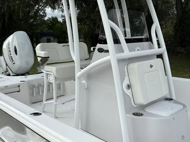 Slide: The Image of Sea Pro 230 DLX BAY 2026 - 10