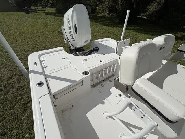 Slide: The Image of Sea Pro 230 DLX BAY 2026 - 19