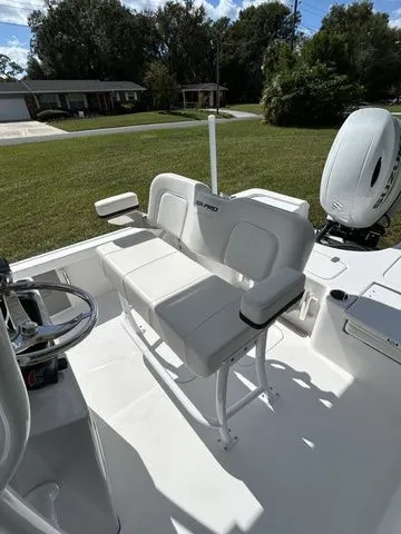 Slide: The Image of Sea Pro 230 DLX BAY 2026 - 22