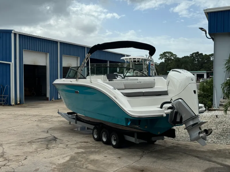 Slide: The Image of Sea Ray SDX 250 Outboard 2026 - 2