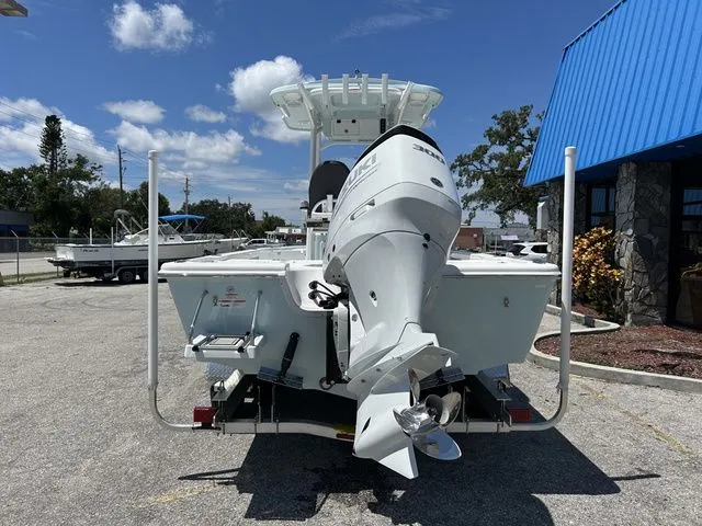 Slide: The Image of Sea Pro 250 DLX BAY 2025 - 24