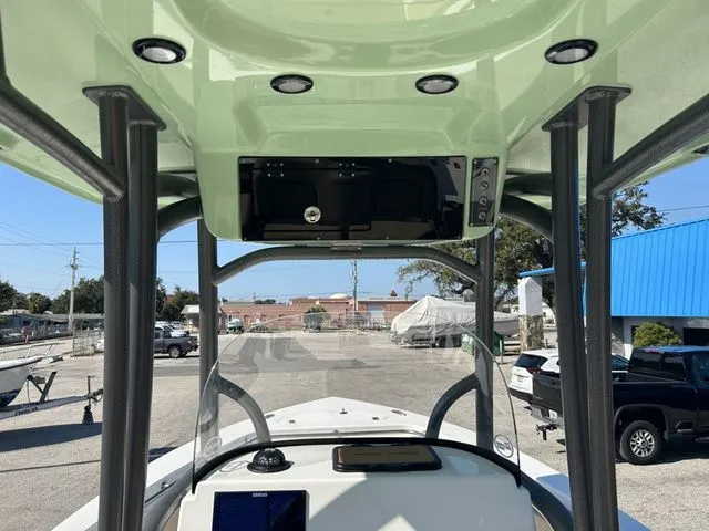 Slide: The Image of Sea Pro 222 Center Console 2025 - 12
