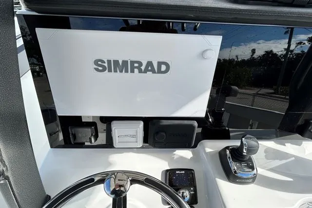 Slide: The Image of Sea Pro 292 Offshore 2025 - 30