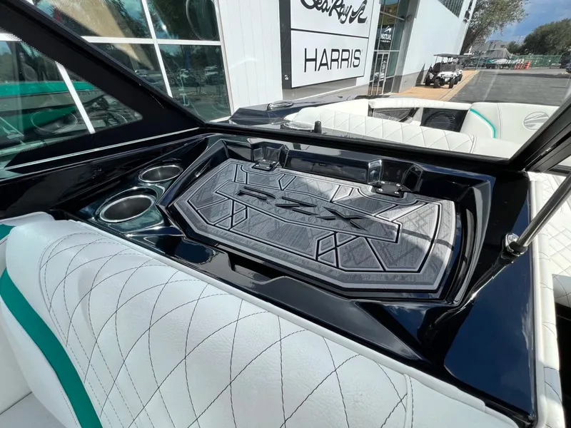 Slide: The Image of Tigé 24RZX 2023 - 22