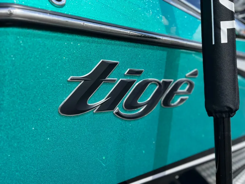 Slide: The Image of Tigé 24RZX 2023 - 5