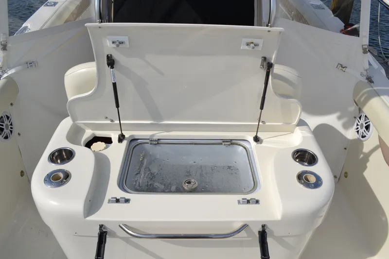 Slide: The Image of Hydra-Sports 2900 Vector CC 2007 - 11