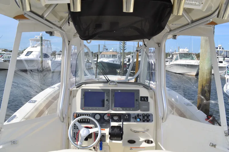 Slide: The Image of Hydra-Sports 2900 Vector CC 2007 - 12