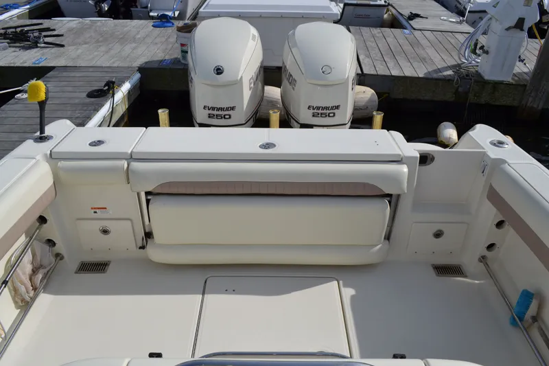 Slide: The Image of Hydra-Sports 2900 Vector CC 2007 - 15