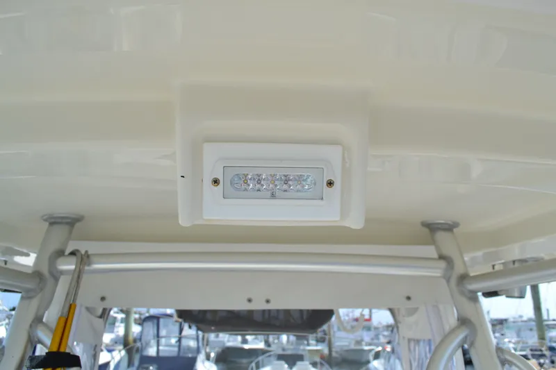 Slide: The Image of Hydra-Sports 2900 Vector CC 2007 - 22