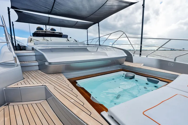 Slide: The Image of Riva 110' Dolcevita 2023 - 20