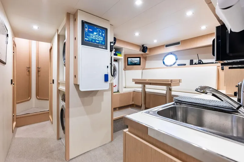 Slide: The Image of Riva 110' Dolcevita 2023 - 48