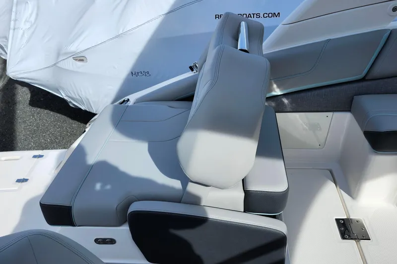Slide: The Image of 2026 Regal LX9 boat seat with sleek, modern design and premium upholstery. - 38