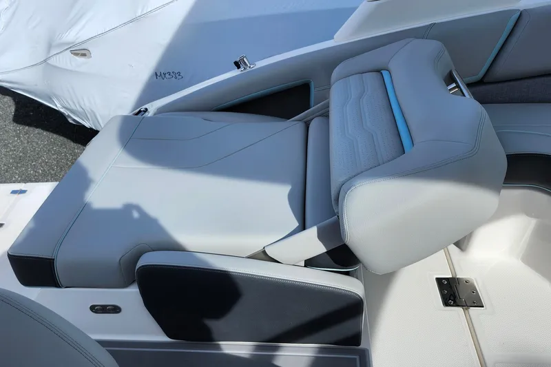 Slide: The Image of Luxurious seating on 2026 Regal LX9 boat, featuring sleek design and premium materials. - 39