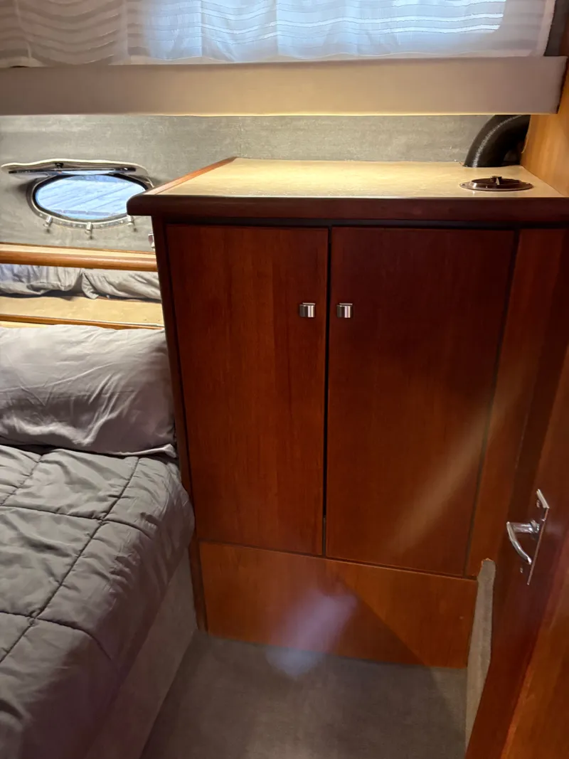 Slide: The Image of Bayliner 3450 TCM 1987 - 16