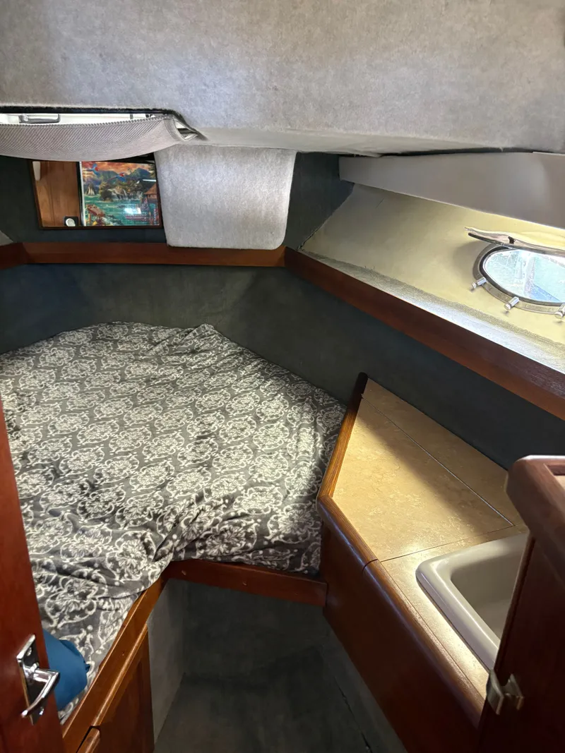 Slide: The Image of Bayliner 3450 TCM 1987 - 21