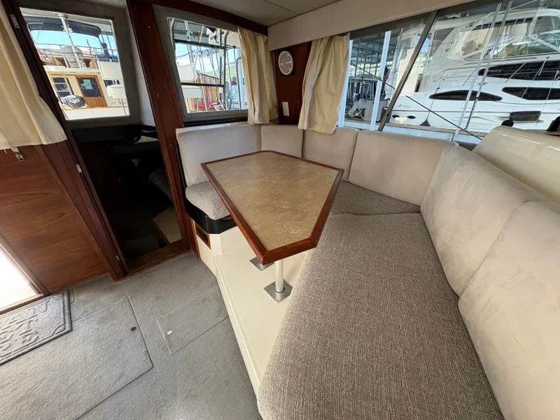 Slide: The Image of Bayliner 3450 TCM 1987 - 31