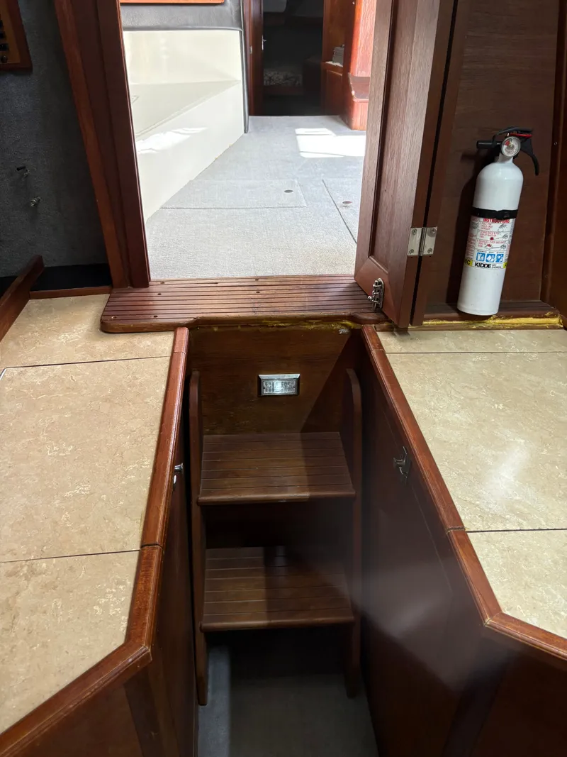 Slide: The Image of Bayliner 3450 TCM 1987 - 39