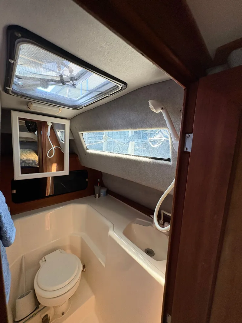 Slide: The Image of Bayliner 3450 TCM 1987 - 41