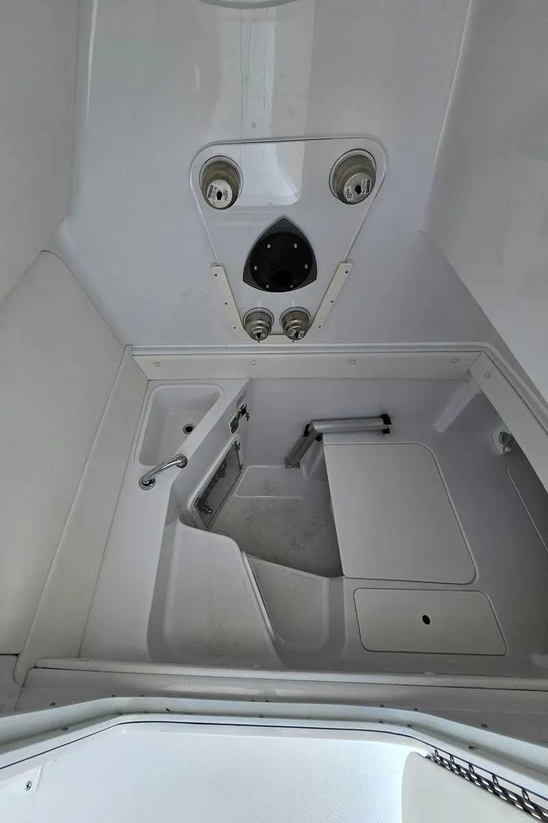 Slide: The Image of Century 2900 Center Console 2022 - 51