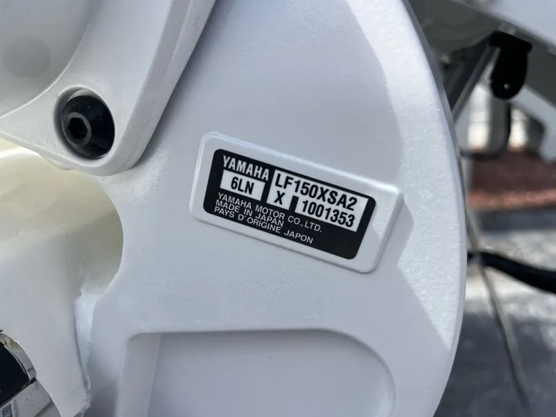 Slide: The Image of Cobia 245 Center Console 2026 - 9