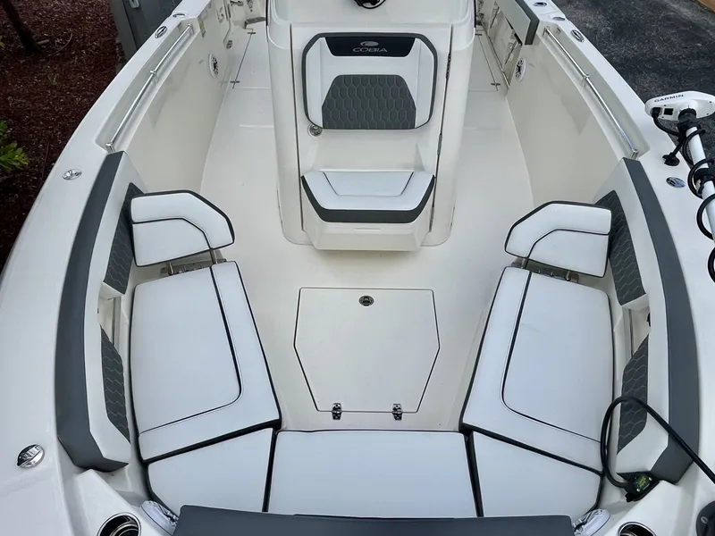 Slide: The Image of Cobia 245 Center Console 2026 - 28