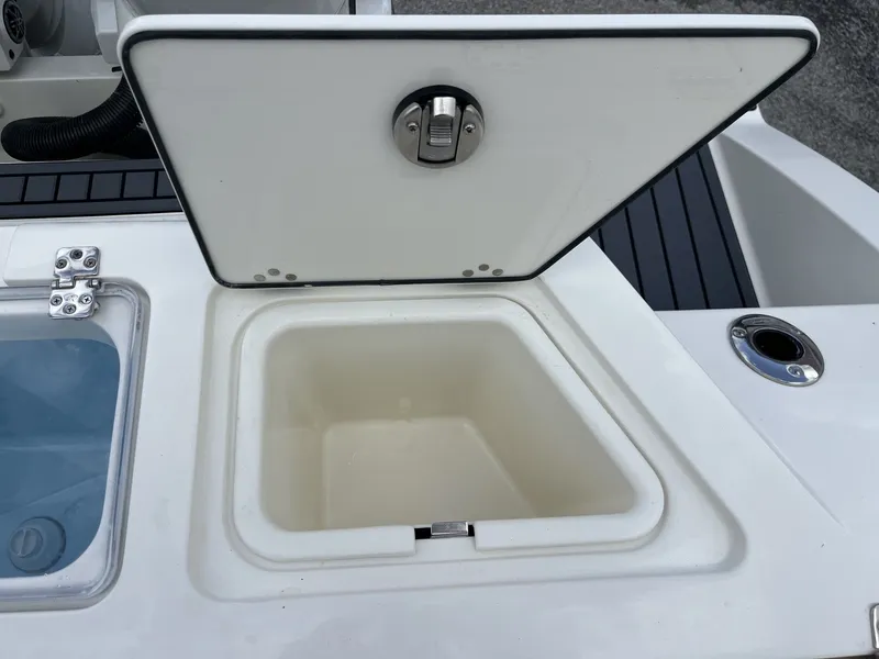 Slide: The Image of Cobia 245 Center Console 2026 - 36