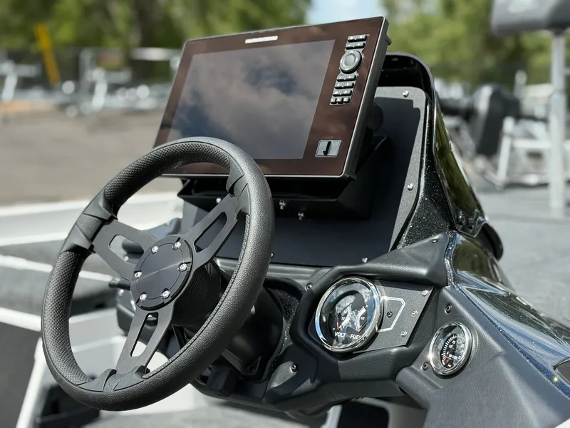 Slide: The Image of Skeeter ZXR19| 20' 2026 - 6