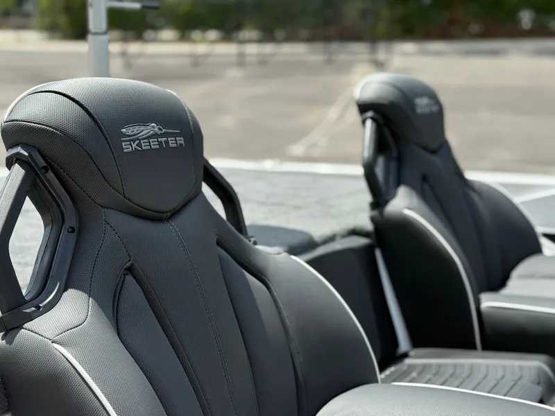 Slide: The Image of Skeeter ZXR19| 20' 2026 - 7