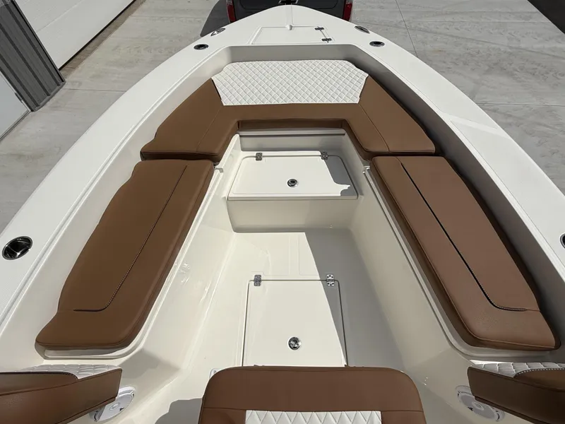 Slide: The Image of Pioneer 220 Bay Sport 2026 - 16