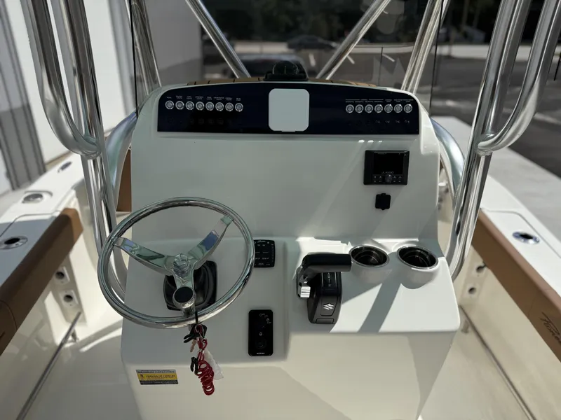 Slide: The Image of Pioneer 220 Bay Sport 2026 - 7