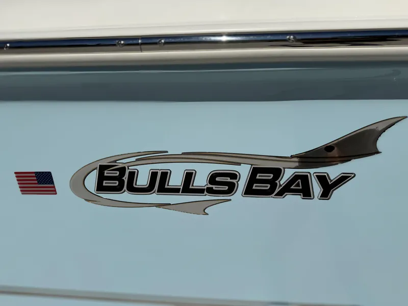 Slide: The Image of Bulls Bay 230 XS 2026 - 7
