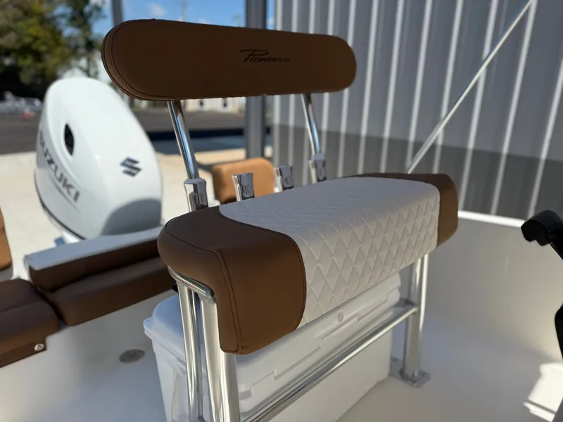 Slide: The Image of Pioneer 180 Islander 2026 - 7