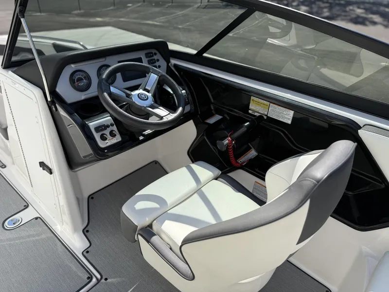 Slide: The Image of Yamaha SX210 2021 - 5