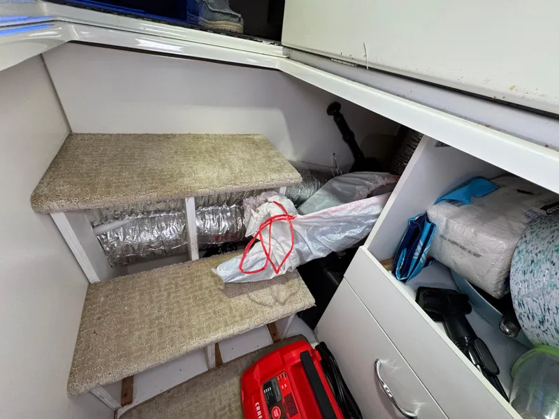 Slide: The Image of Carver Yachts 40 Command Bridge 2014 - 80