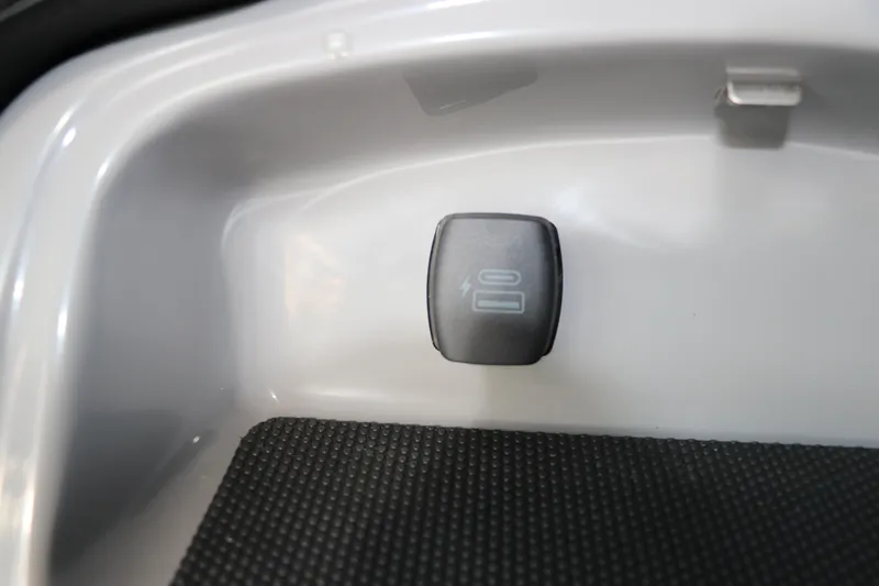 Slide: The Image of Charging port in 2026 Chaparral 21 SSi OB boat interior. - 42