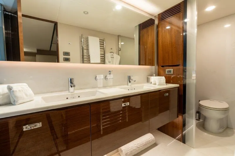 Slide: The Image of Princess 85 Kaos - Master Head - 14