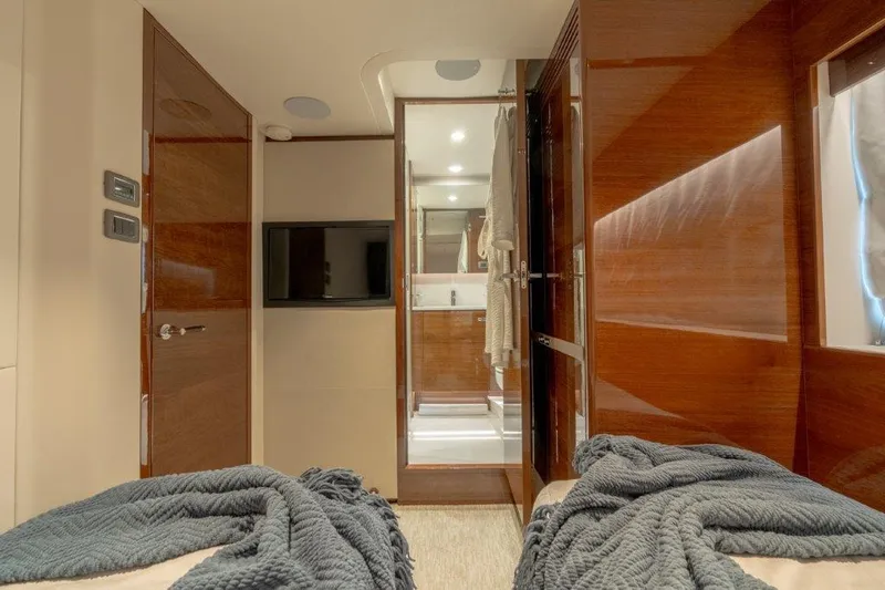 Slide: The Image of Princess 85 Kaos - Guest Stateroom - 22